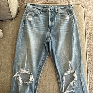 American Eagle Mom Jean